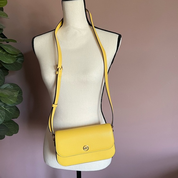 Michael Kors Jet Set Travel Crossbody Bag NWOT - Picture 5 of 5